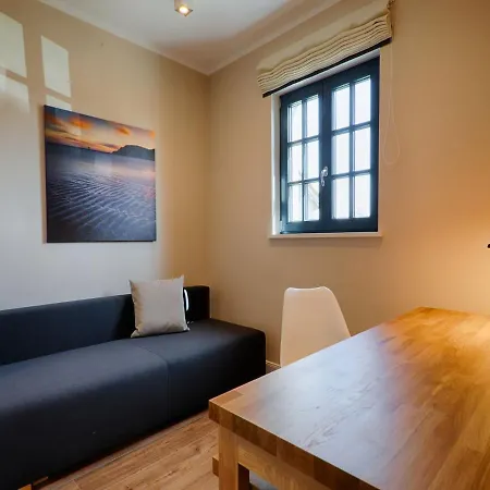 度假居 Reetland Am - Luxus Reetdachvilla Mit 3 Schlafzimmern, Sauna Und Kamin F18 德兰斯克