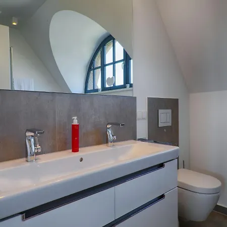 Reetland Am - Luxus Reetdachvilla Mit 3 Schlafzimmern, Sauna Und Kamin F18 度假居 德兰斯克