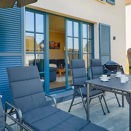 Reetland Am - Luxus Reetdachvilla Mit 3 Schlafzimmern, Sauna Und Kamin F18 *