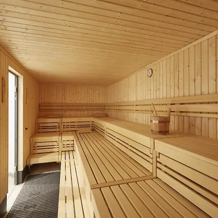 Prázdninový dům Reetland Am - Luxus Reetdachvilla Mit 3 Schlafzimmern, Sauna Und Kamin F18 Dranske