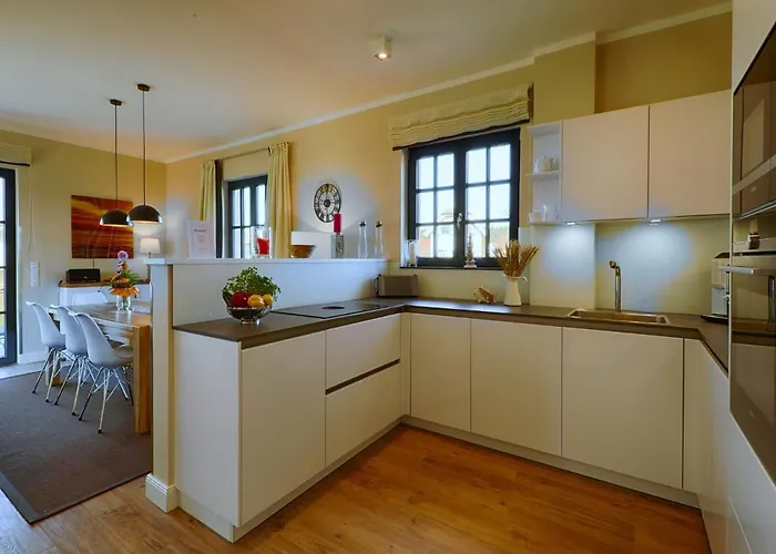 Reetland Am - Luxus Reetdachvilla Mit 3 Schlafzimmern, Sauna Und Kamin F18 *